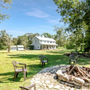 Lake House wedding rental in Rayne Acadia weddings